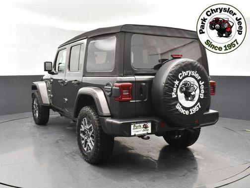2024 Jeep Wrangler 4-Door Sahara 4x4