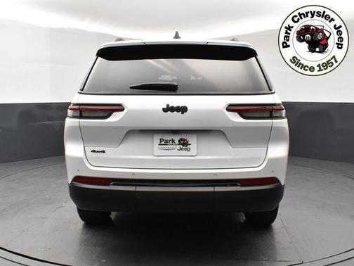 Bright White Clearcoat 2024 Jeep Grand Cherokee L Altitude