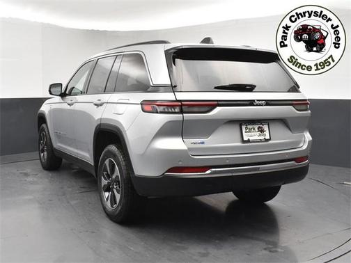 2025 Jeep Grand Cherokee 4xe Base