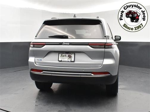 2025 Jeep Grand Cherokee 4xe Base