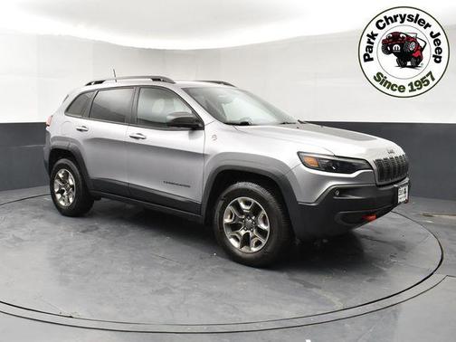 Billet Silver Metallic Clearcoat 2019 Jeep Cherokee Trailhawk