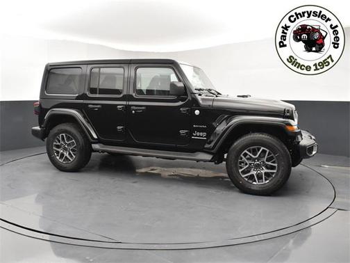 2024 Jeep Wrangler 4-Door Sahara 4x4