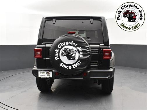 2024 Jeep Wrangler 4-Door Sahara 4x4