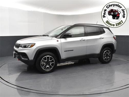 2024 Jeep Compass Trailhawk