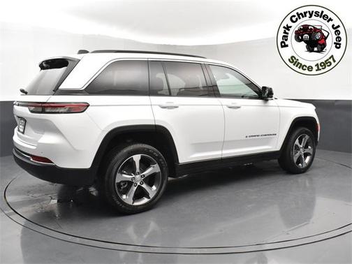 2025 Jeep Grand Cherokee 4xe Anniversary Edition