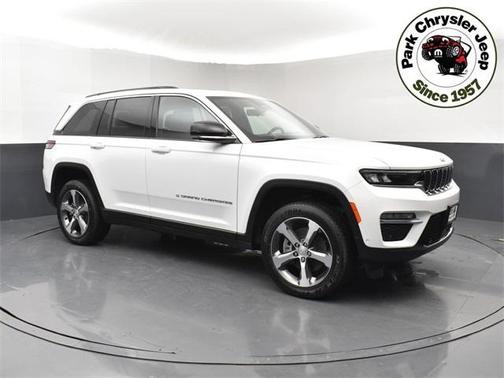 2025 Jeep Grand Cherokee 4xe Anniversary Edition