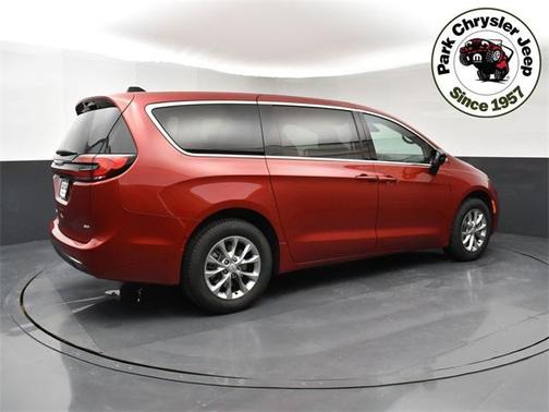 2026 Chrysler Pacifica L