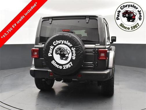 2025 Jeep Wrangler 4xe Sahara
