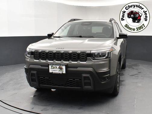 Sting-Gray Clearcoat 2026 Jeep Cherokee Laredo 4x4