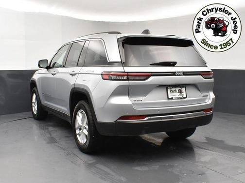 Silver Zynith 2024 Jeep Grand Cherokee Laredo