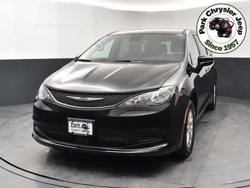 2026 Chrysler Voyager LX
