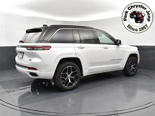 2025 Jeep Grand Cherokee Summit