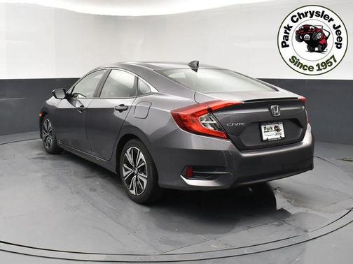 Modern Steel Metallic 2018 Honda Civic EX-T