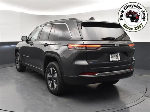 2022 Jeep Grand Cherokee 4xe Base