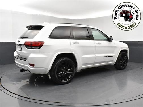 2021 Jeep Grand Cherokee Laredo
