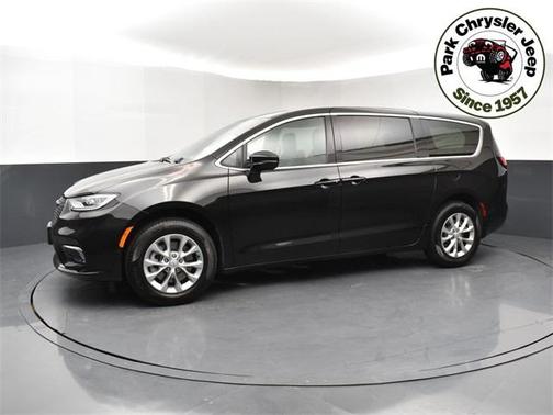 2025 Chrysler Pacifica L