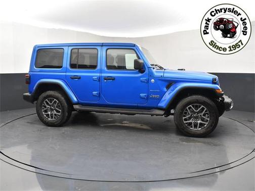 2024 Jeep Wrangler 4-Door Sahara 4x4