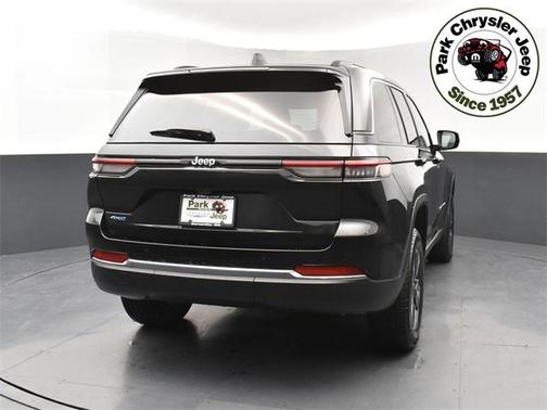 2025 Jeep Grand Cherokee 4xe Base