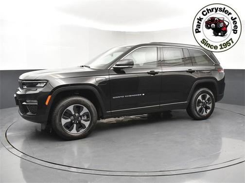 2025 Jeep Grand Cherokee 4xe Base