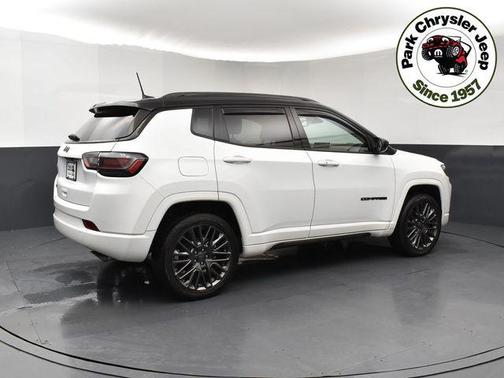 Bright White Clearcoat 2022 Jeep Compass High Altitude