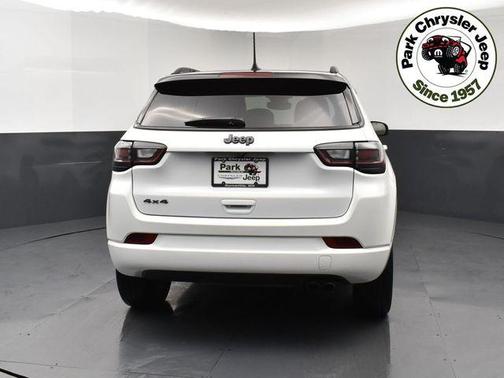 Bright White Clearcoat 2022 Jeep Compass High Altitude