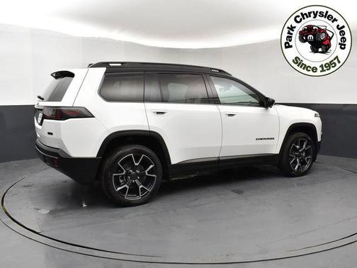 2026 Jeep Cherokee Overland