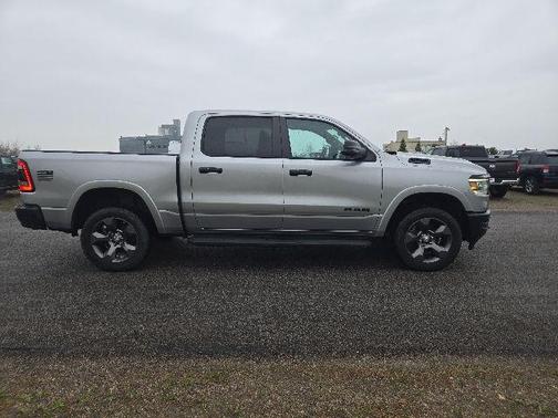 Billet Silver Metallic Clearcoat 2024 RAM 1500 Big Horn/Lone Star