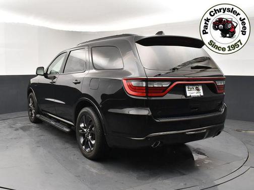 DB Black Crystal Clearcoat 2024 Dodge Durango R/T Premium AWD