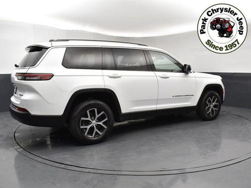 Bright White Clearcoat 2023 Jeep Grand Cherokee L Limited