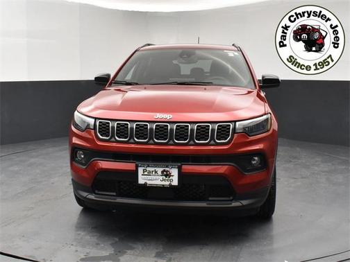 2024 Jeep Compass Latitude Lux