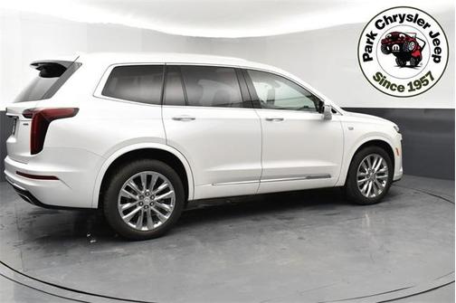 2023 Cadillac XT6 Premium Luxury AWD