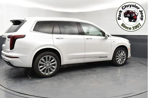 2023 Cadillac XT6 Premium Luxury AWD