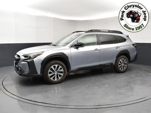 Ice Silver Metallic 2023 Subaru Outback Premium