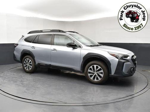 Ice Silver Metallic 2023 Subaru Outback Premium