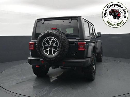 Black Clearcoat 2024 Jeep Wrangler Rubicon