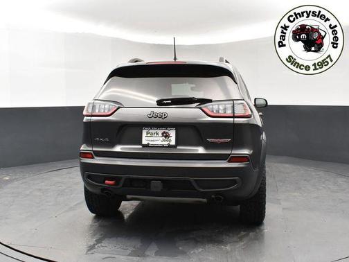 2021 Jeep Cherokee Trailhawk