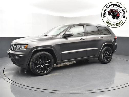 2017 Jeep Grand Cherokee Altitude