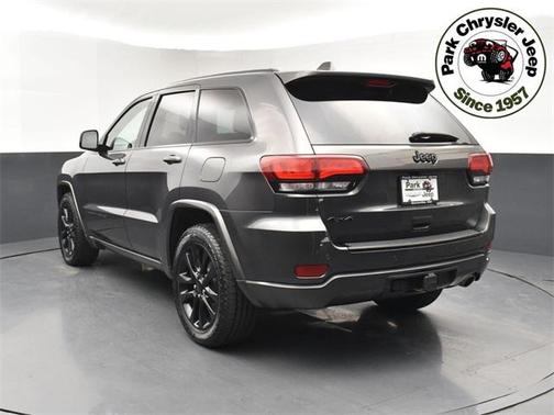 2017 Jeep Grand Cherokee Altitude