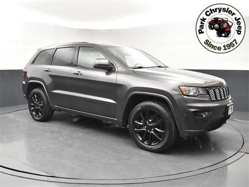 2017 Jeep Grand Cherokee Altitude