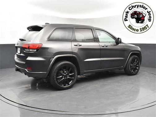 2017 Jeep Grand Cherokee Altitude