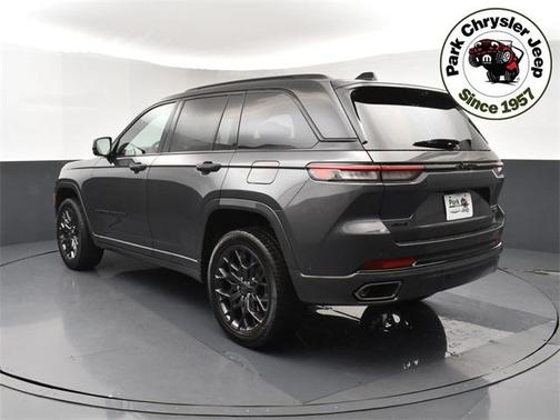 2025 Jeep Grand Cherokee Summit