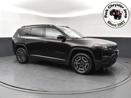 Diamond Black Crystal Pearlcoat 2026 Jeep Cherokee Limited