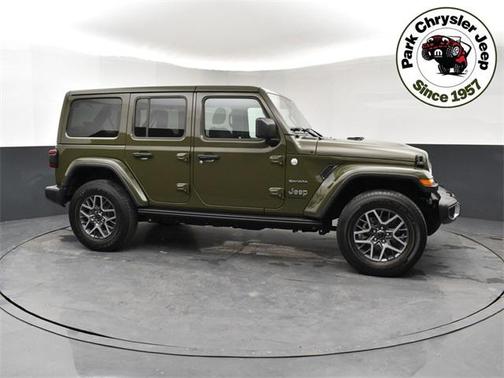 2024 Jeep Wrangler 4-Door Sahara 4x4