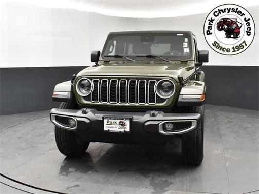 2024 Jeep Wrangler 4-Door Sahara 4x4