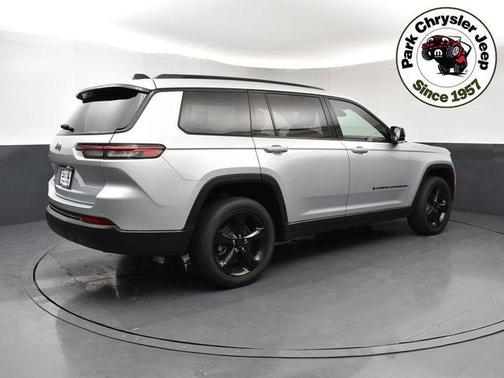 Silver Zynith 2023 Jeep Grand Cherokee L Altitude