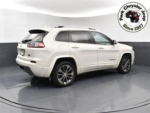2019 Jeep Cherokee Overland