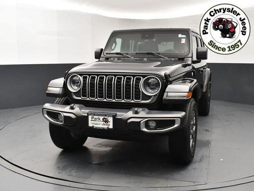 2024 Jeep Wrangler 4-Door Sahara 4x4