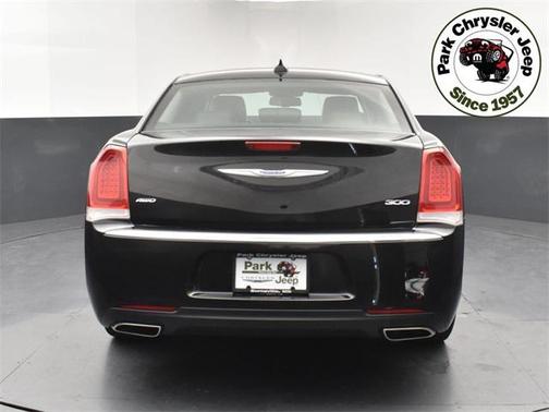 2019 Chrysler 300 Limited