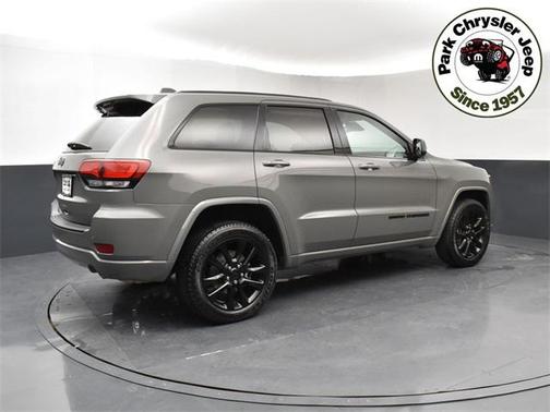 2021 Jeep Grand Cherokee Laredo