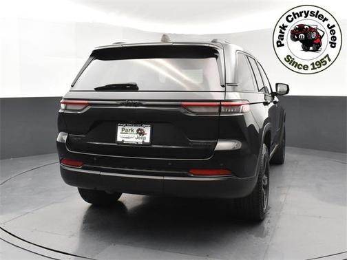 2023 Jeep Grand Cherokee Limited X